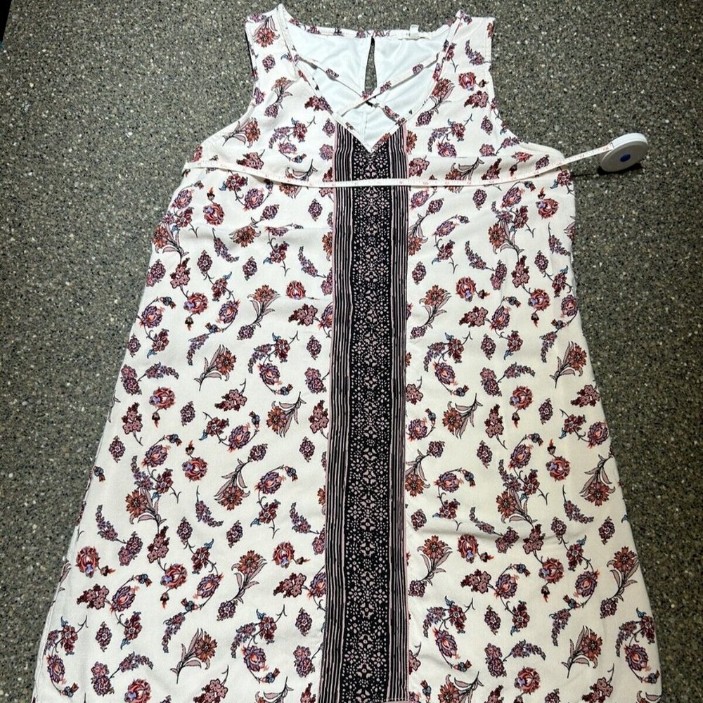 Maurice's Women's Pink - Purple Floral Sleeveless Lined Shift Dress - Size Med